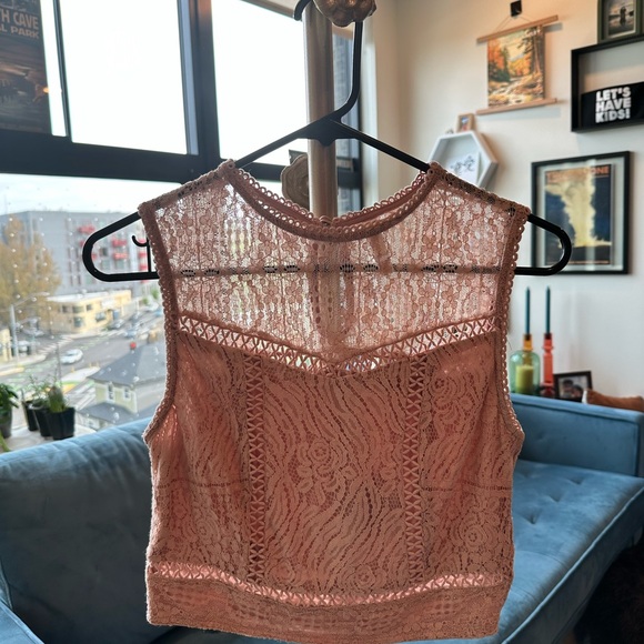 Tops - Elegant Lace Sleeveless Top - Pink